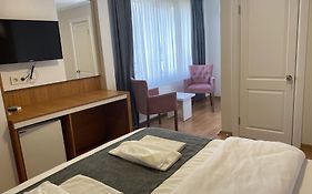Spinel Hotel